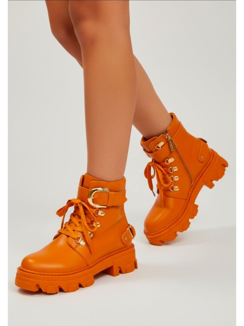 Chunky Tan Combat Boots With Gold Buckles & Side Zippers For Women Modern Style